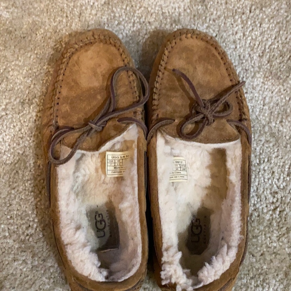 UGG Dakota Slippers